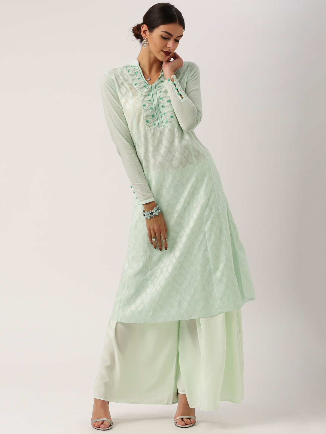 deepika padukone in white kurta