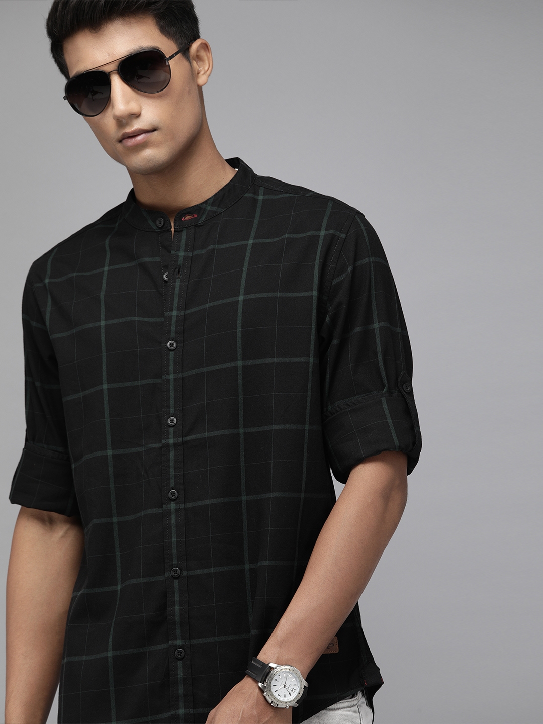 Buy The Roadster Lifestyle Co Men Black And Grey Regular Fit Checked Casual Shirt Shirts For Men 