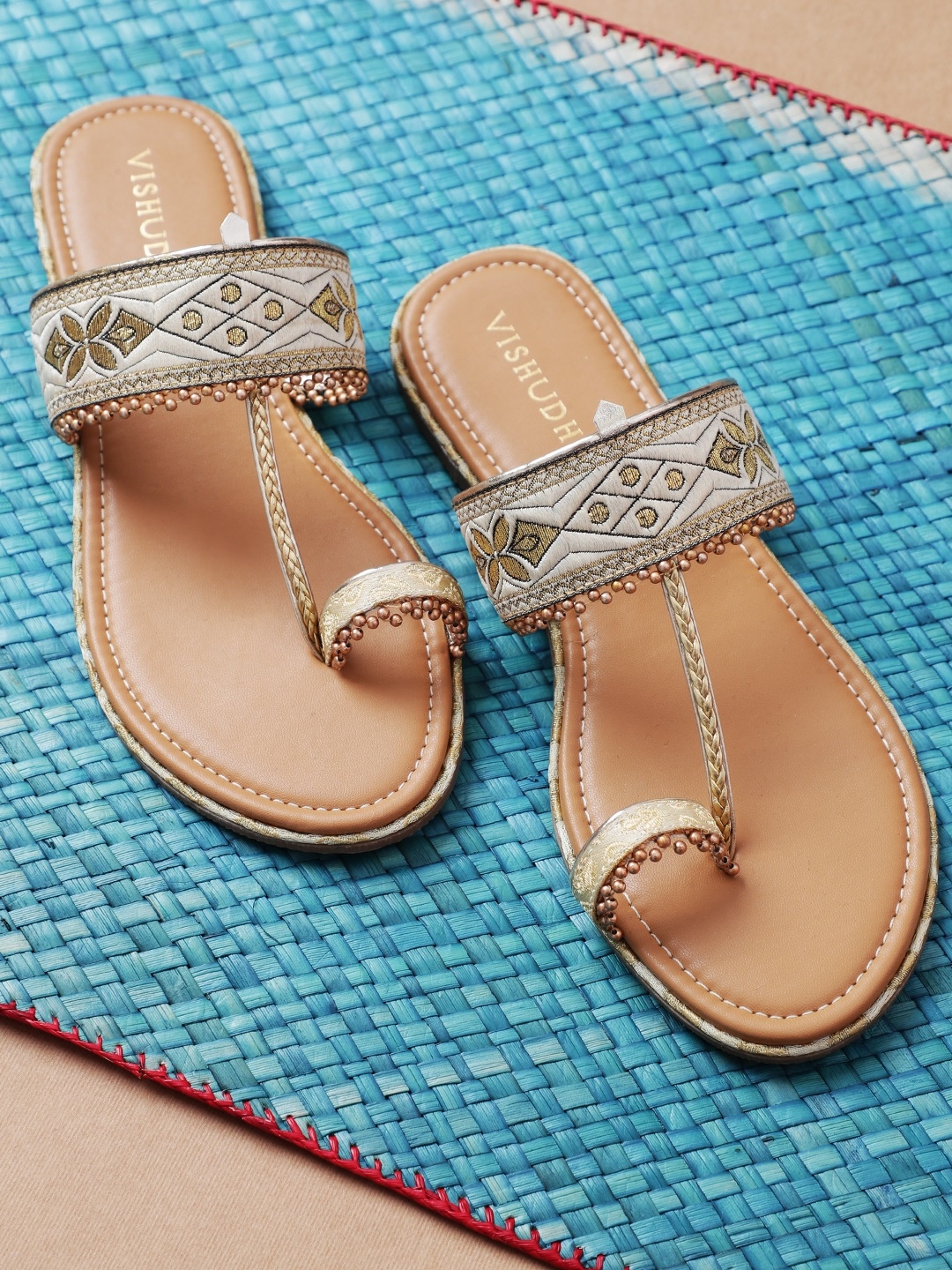 comfortable beige flats