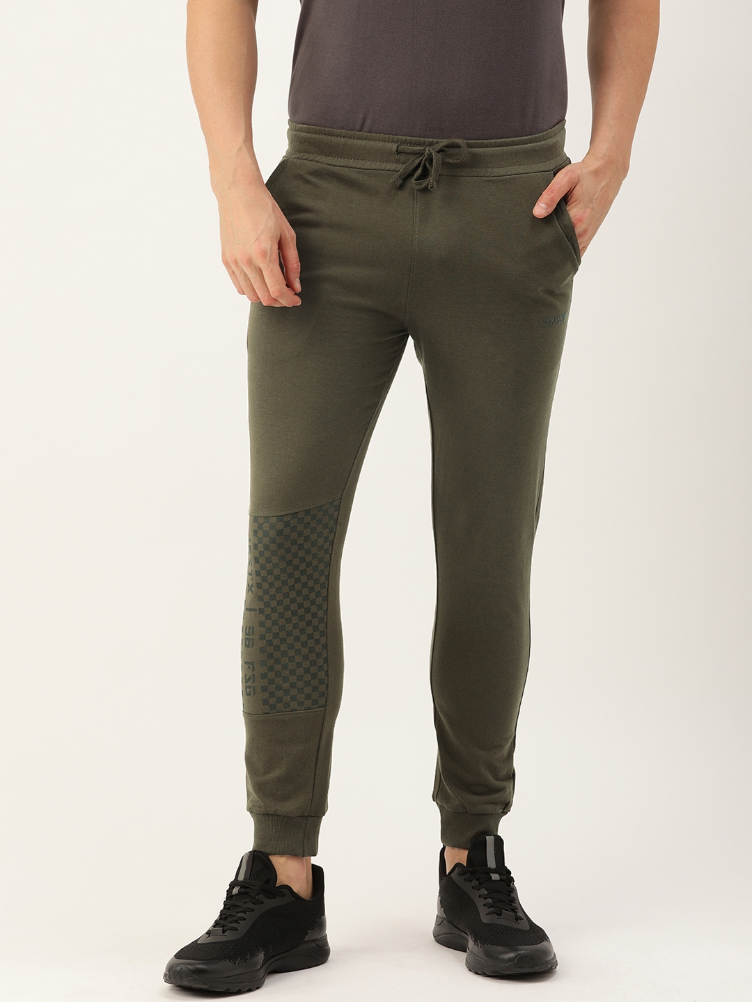 garage jogging pants