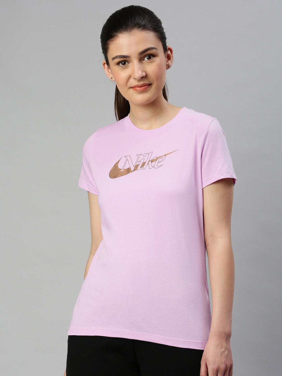womens nike pink t shirt