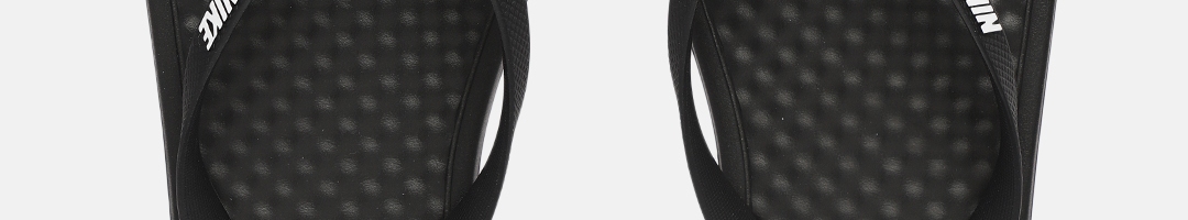 Buy Nike Women Black Solid ONDECK Thong Flip Flops - Flip Flops for ...