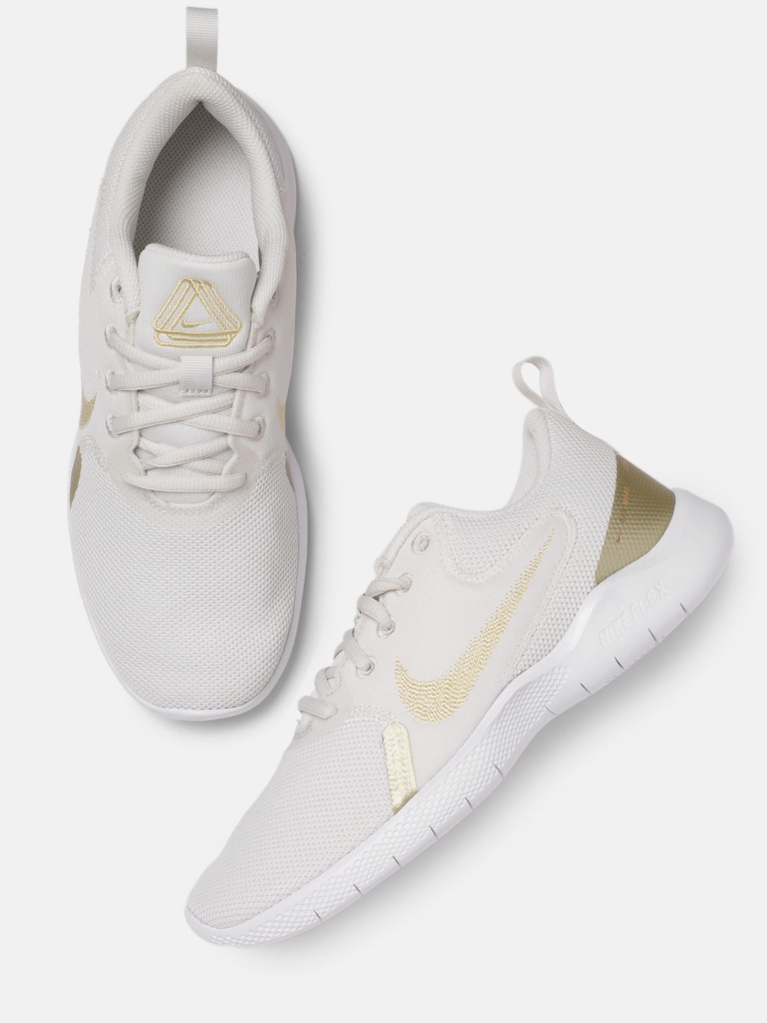 white rubber shoes for ladies nike