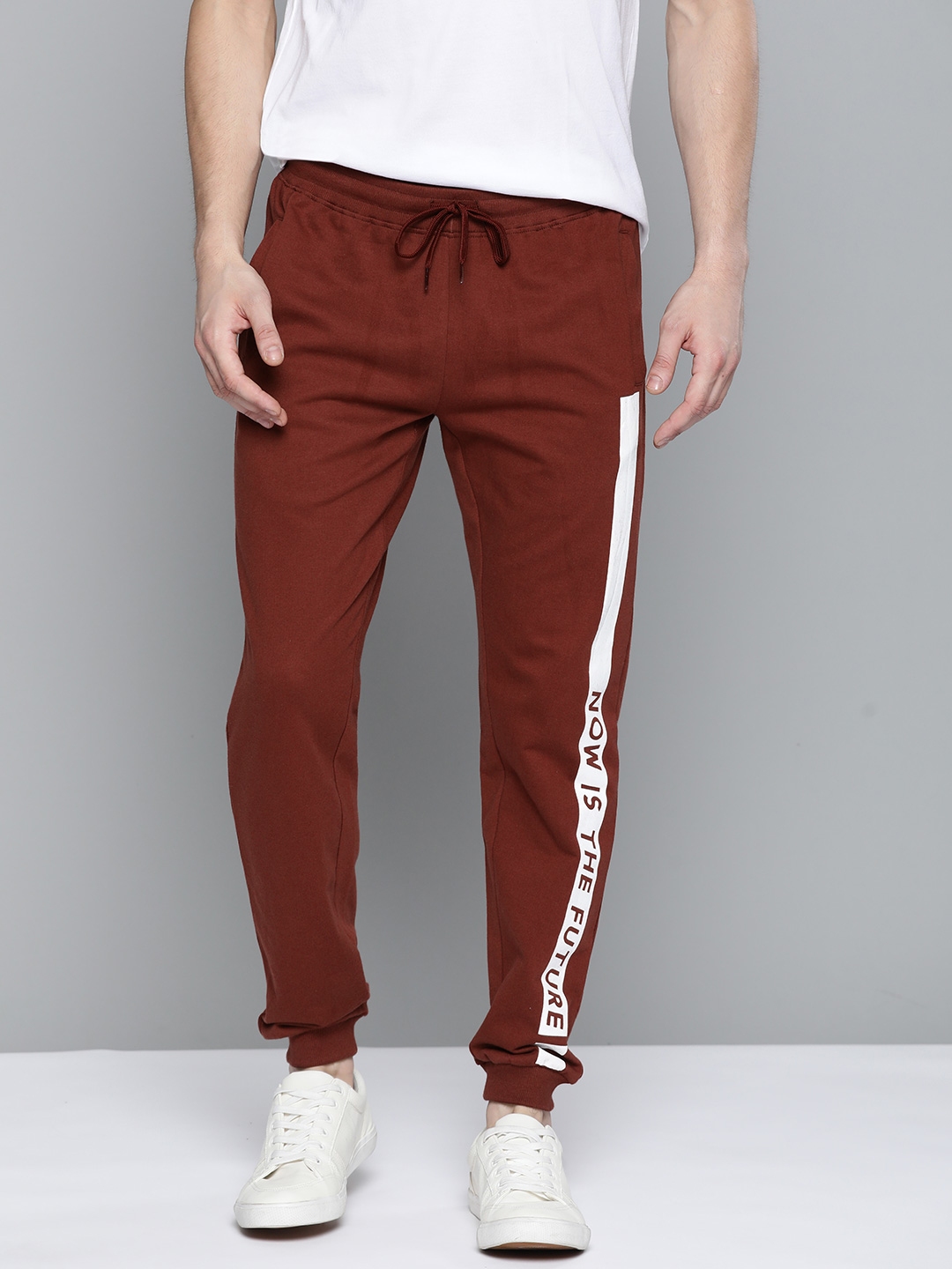 mast and harbour track pants