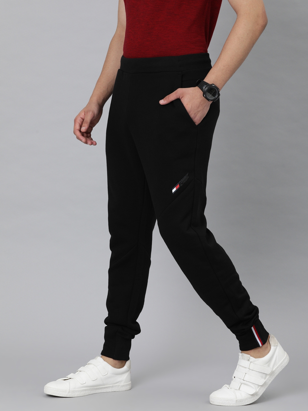 tommy hilfiger joggers mens sale