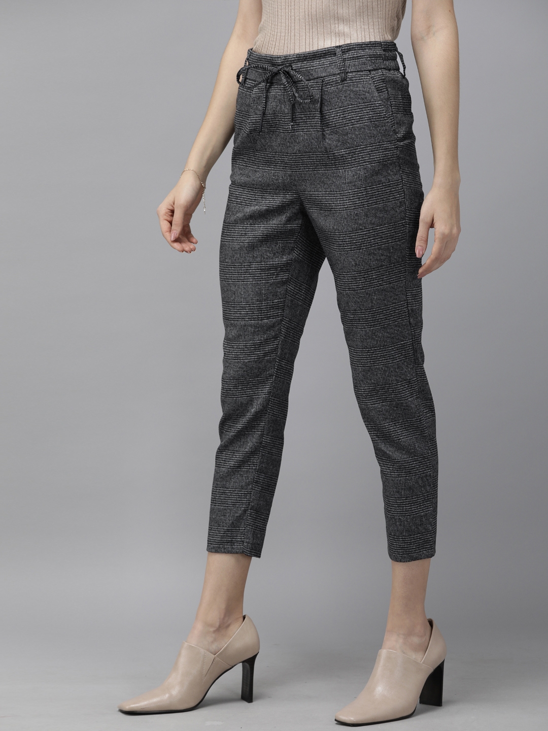 Buy ONLY Women Black Regular Fit Checked Regular Trousers - Trousers ...