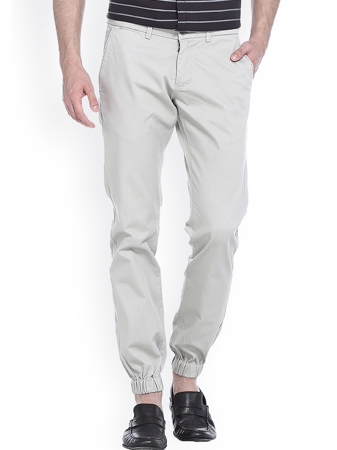 white jogger jeans mens