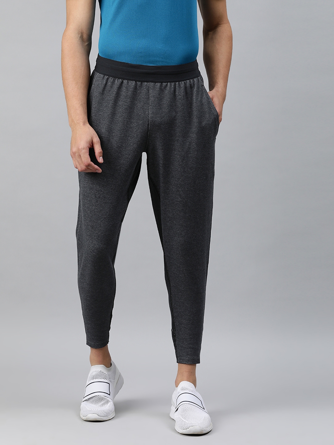 nike charcoal grey joggers