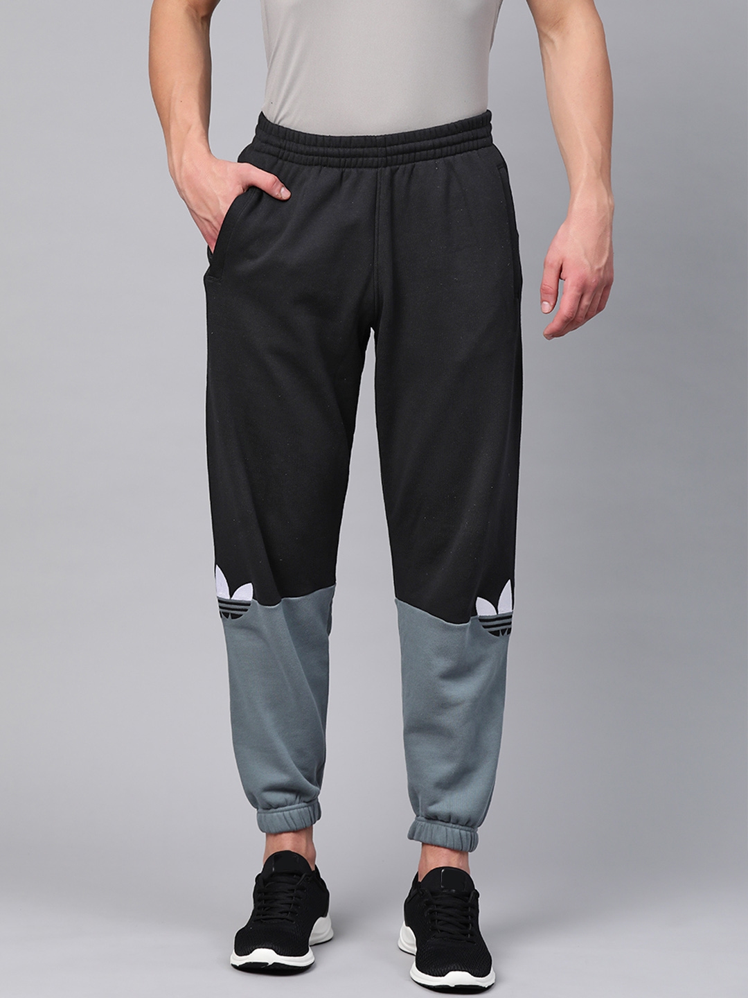 Buy ADIDAS Originals Men Black & Grey Colourblocked Adicolor Sliced Trefoil Sweat Pants - Track 