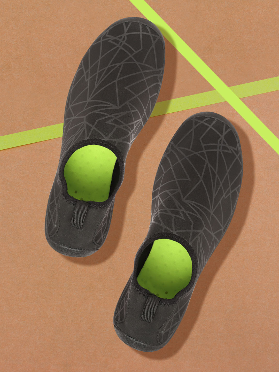 Buy Men HRX By Hrithik Roshan Men Aqua Shoes Sports Shoes for Men