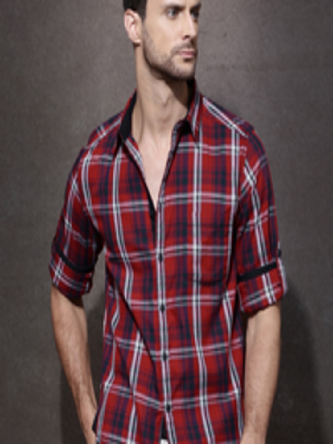 Buy Roadster Men Red & Navy Regular Fit Checked Casual Shirt - Shirts ...