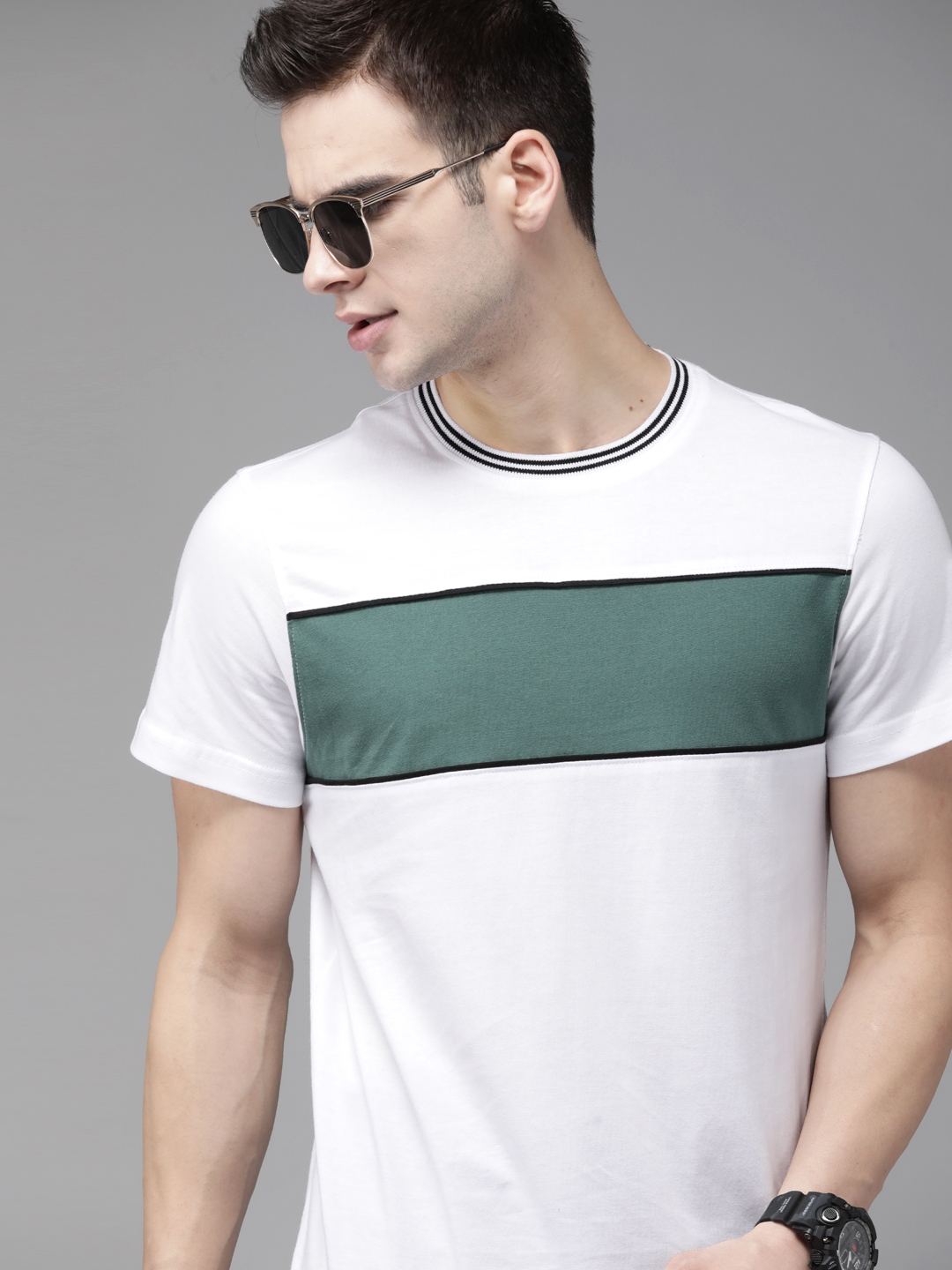 Buy The Roadster Lifestyle Co Men White & Green Pure Cotton ...