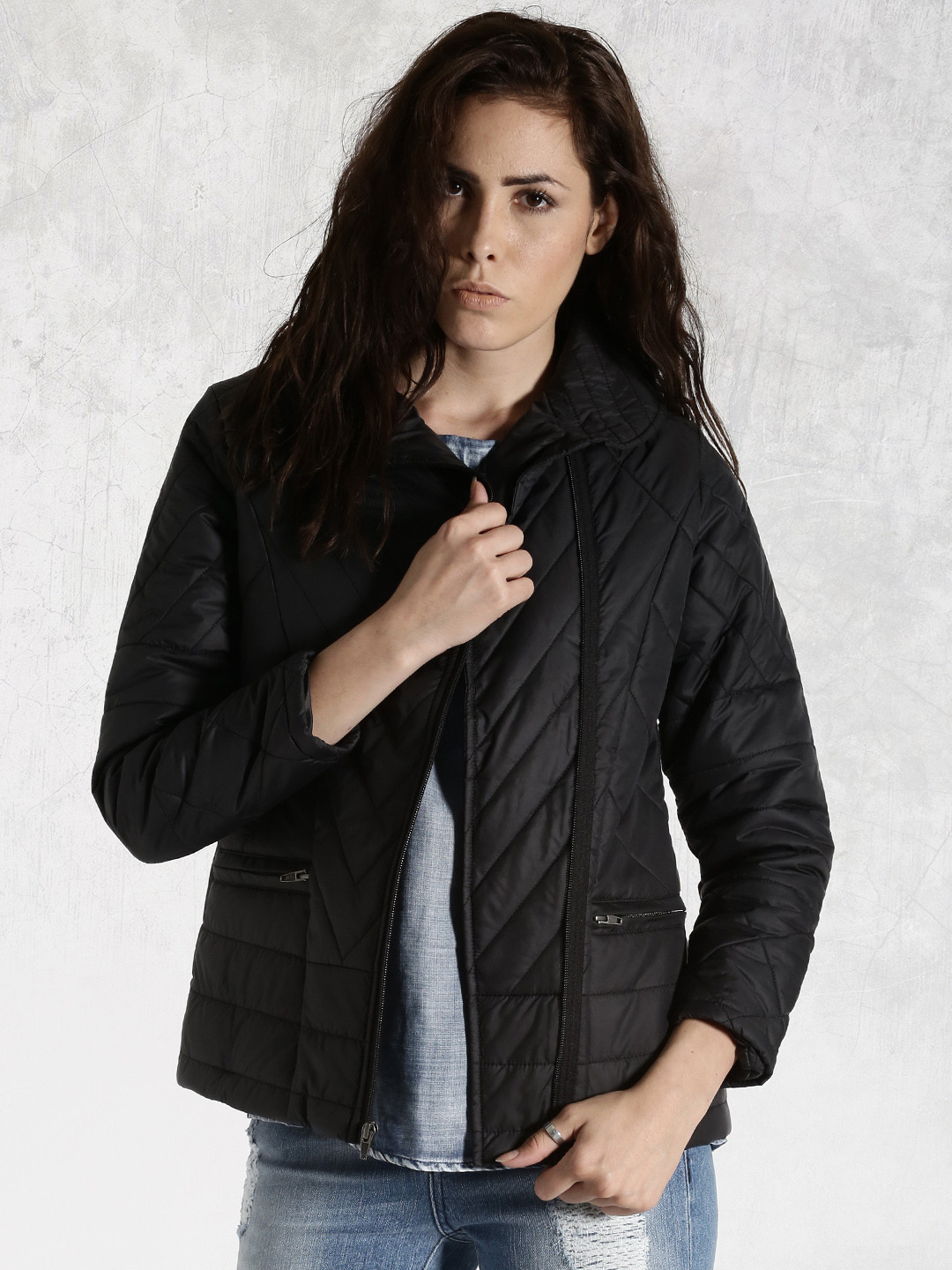Buy Roadster Black Quilted Puffer Jacket - Jackets for Women 1362210 | Myntra