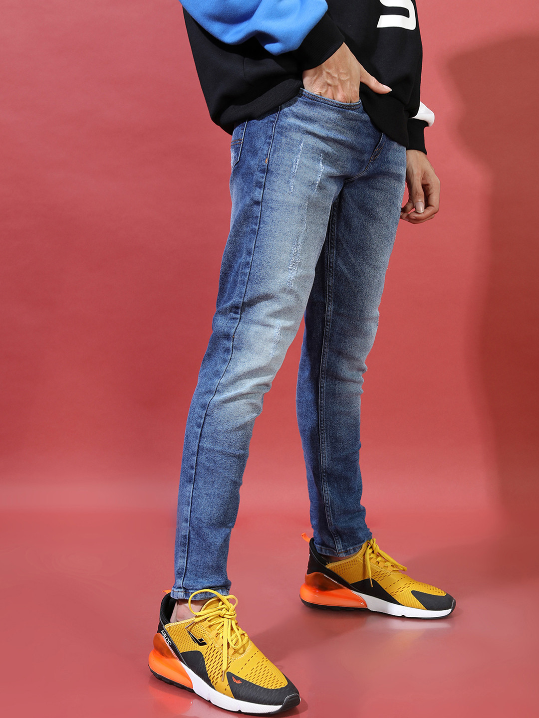 Buy HIGHLANDER Men Blue Tapered Fit Mid Rise Clean Look Stretchable ...