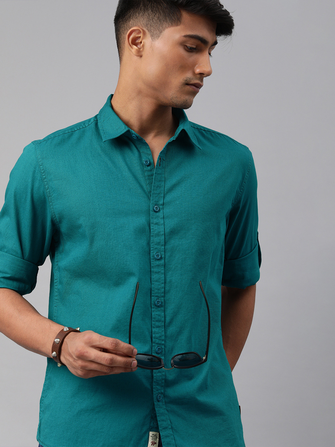 Buy The Roadster Lifestyle Co Men Teal Blue Pure Cotton Casual Shirt