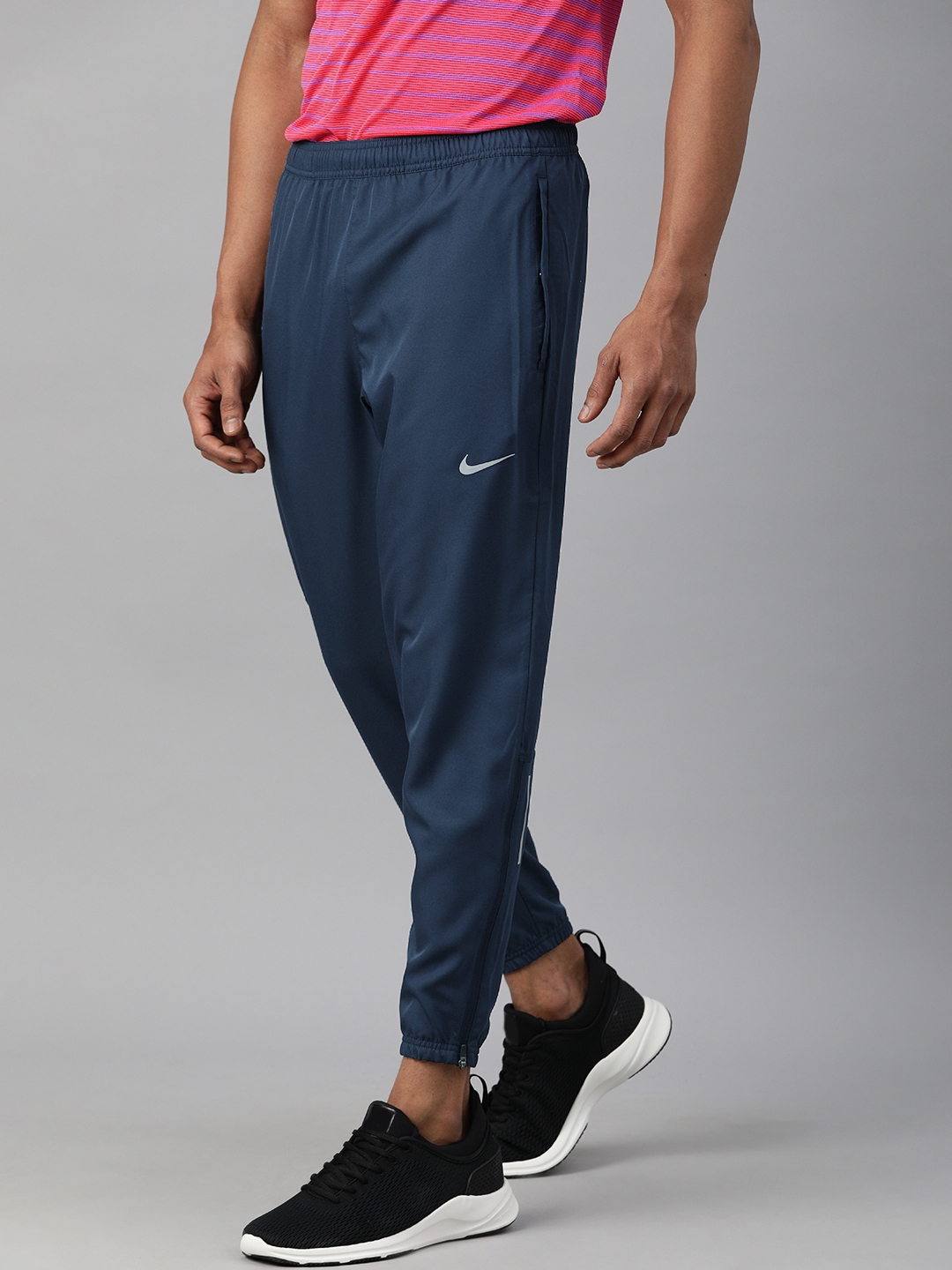 men's woven running pants nike essential