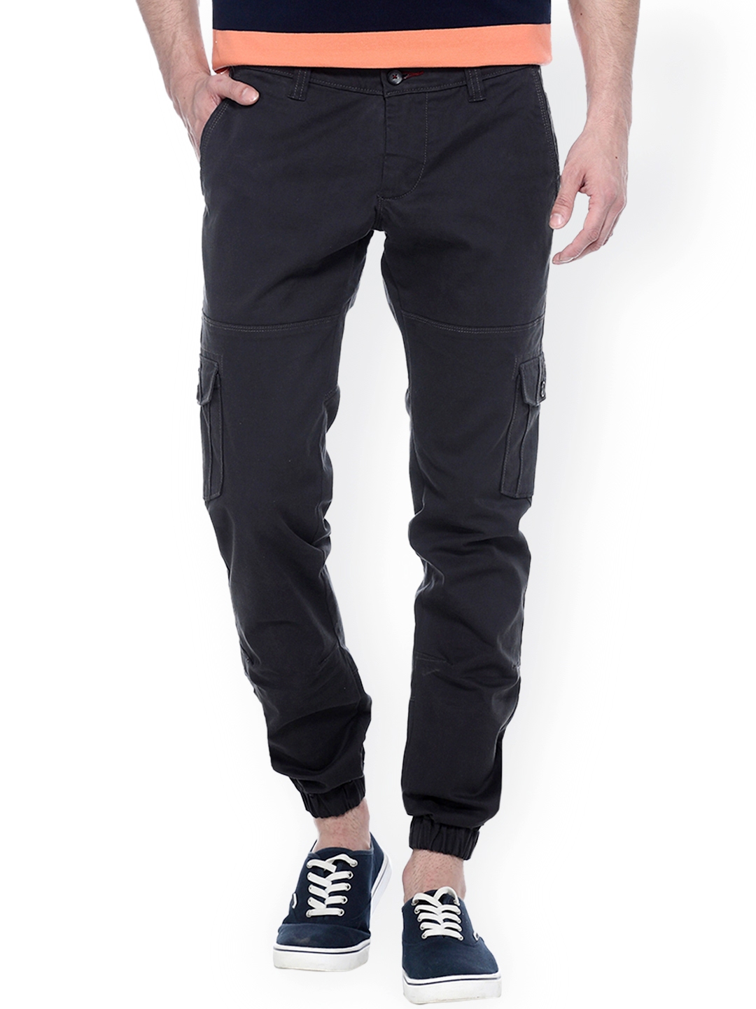 tapered fit cargo pants