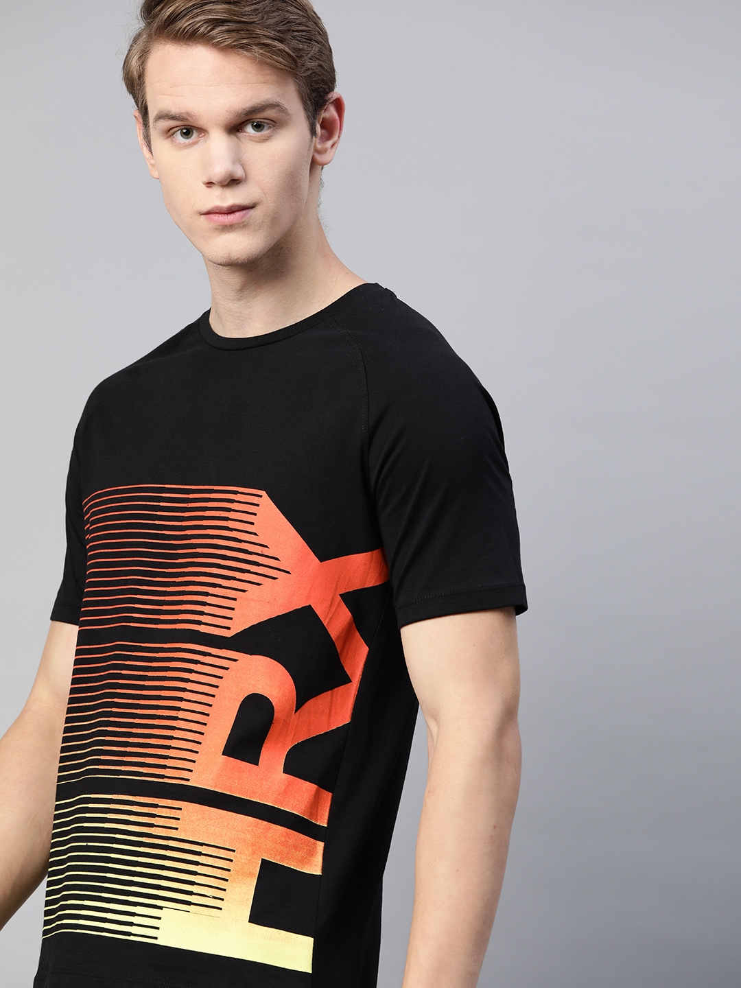 hrithik in tshirt
