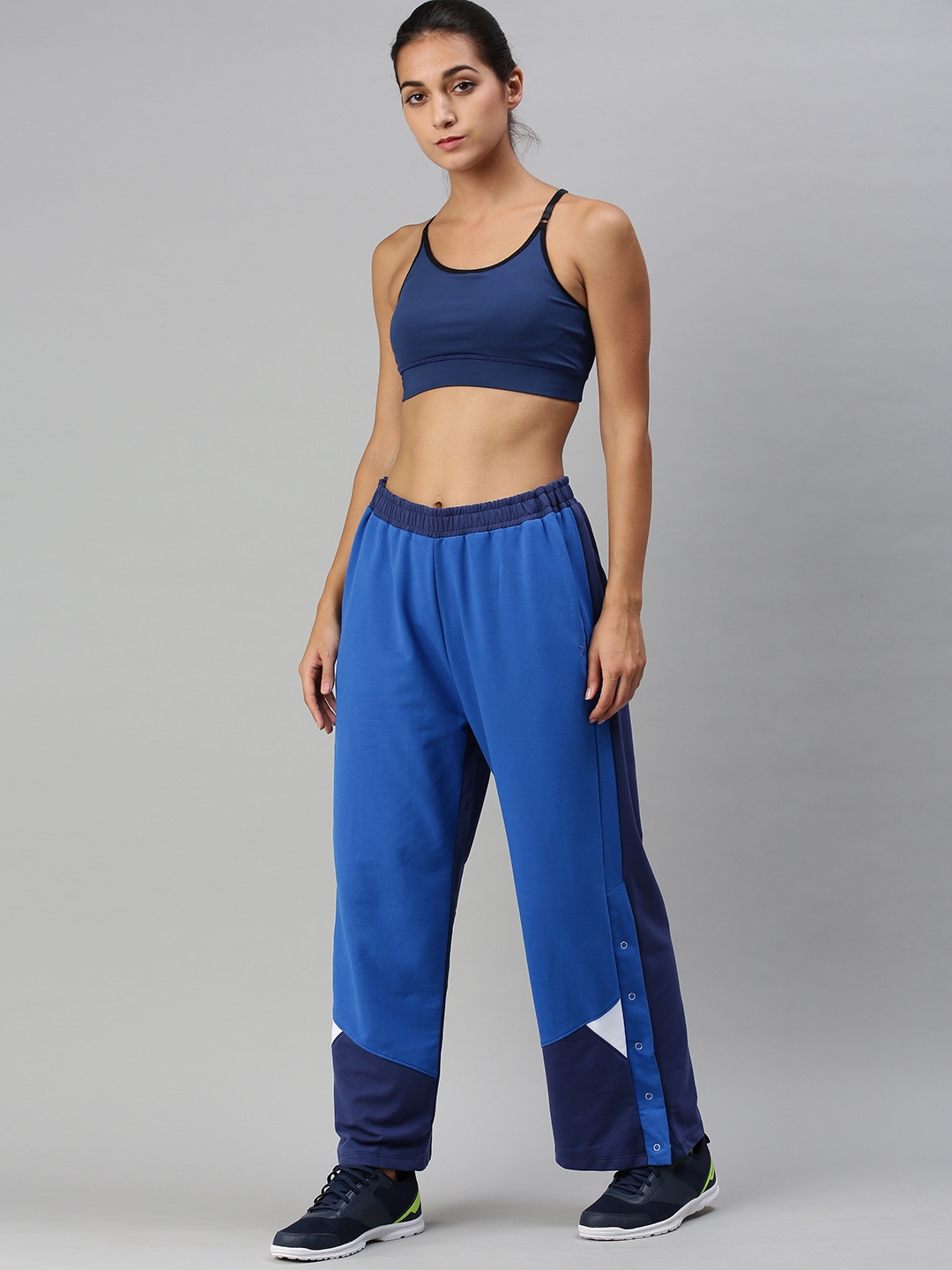 myntra hrx track pants