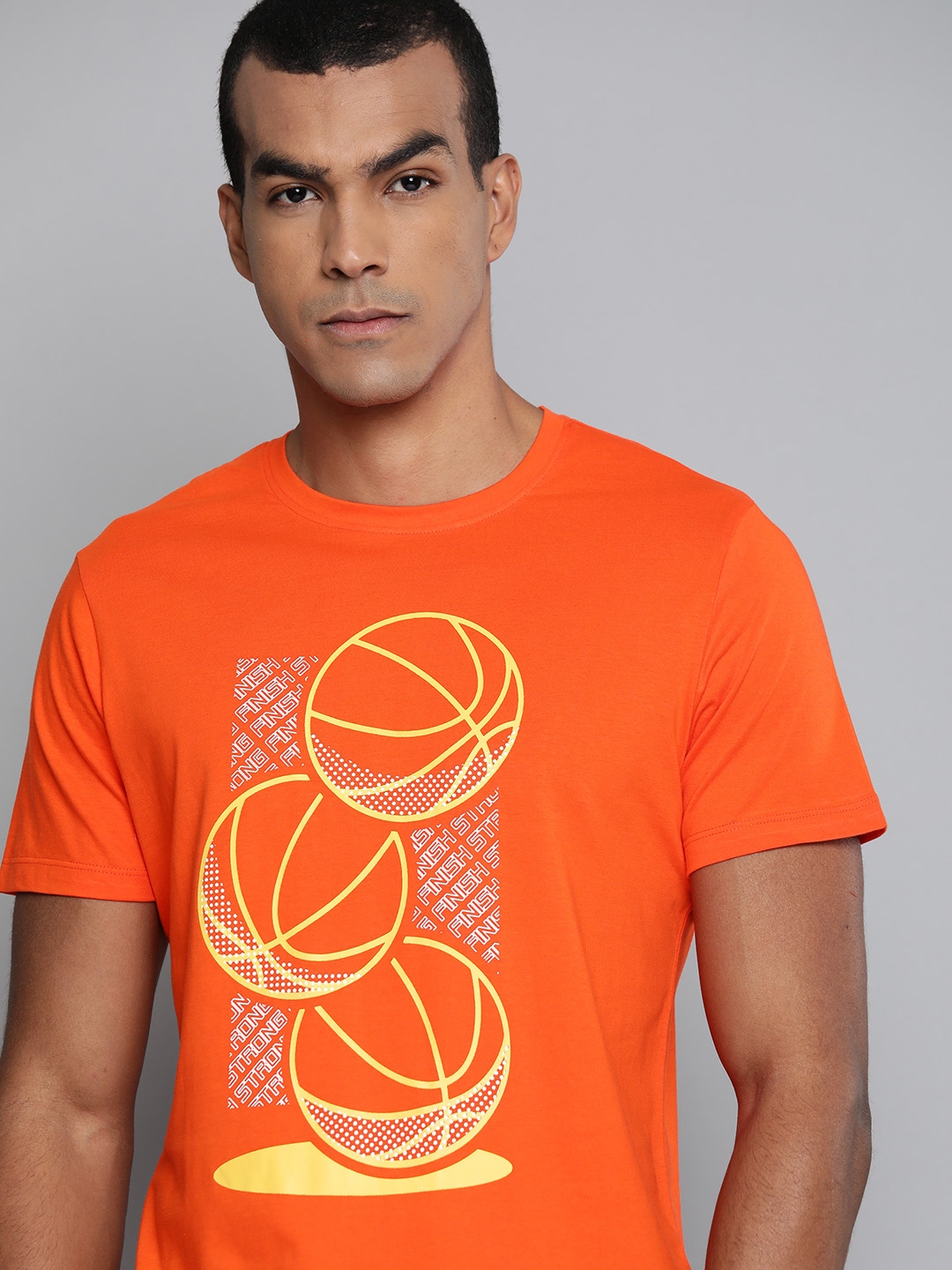 hrithik in tshirt