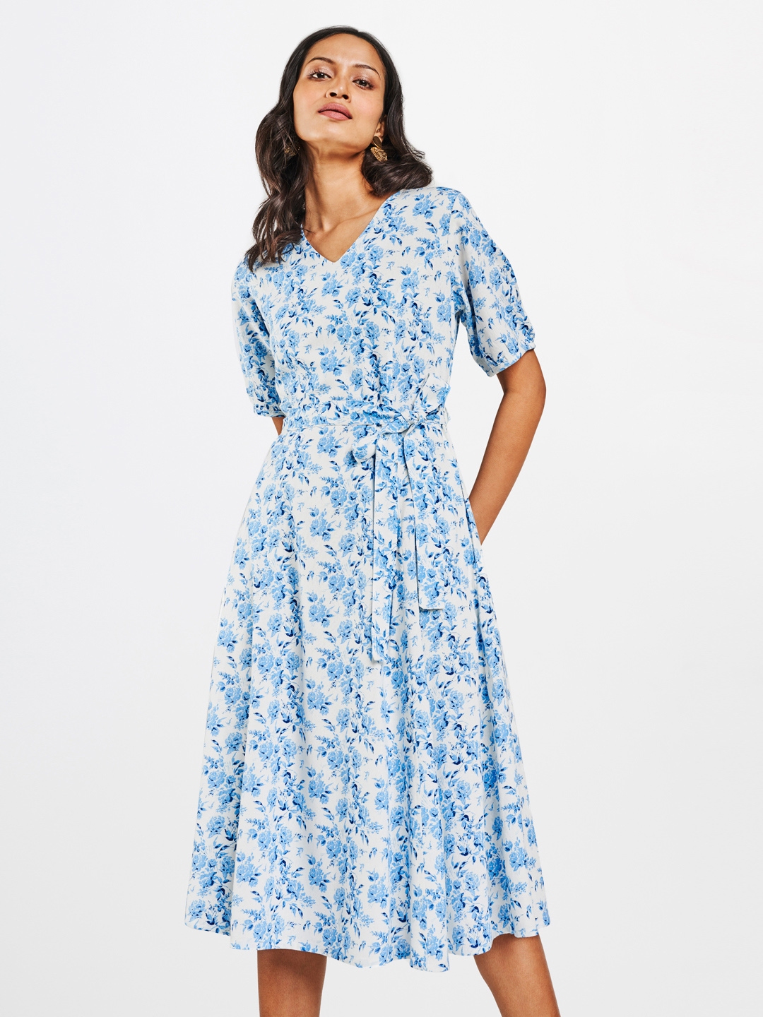 Buy And Women White And Blue Floral Printed V Neck Dress With Waist Tie Up Dresses For Women 