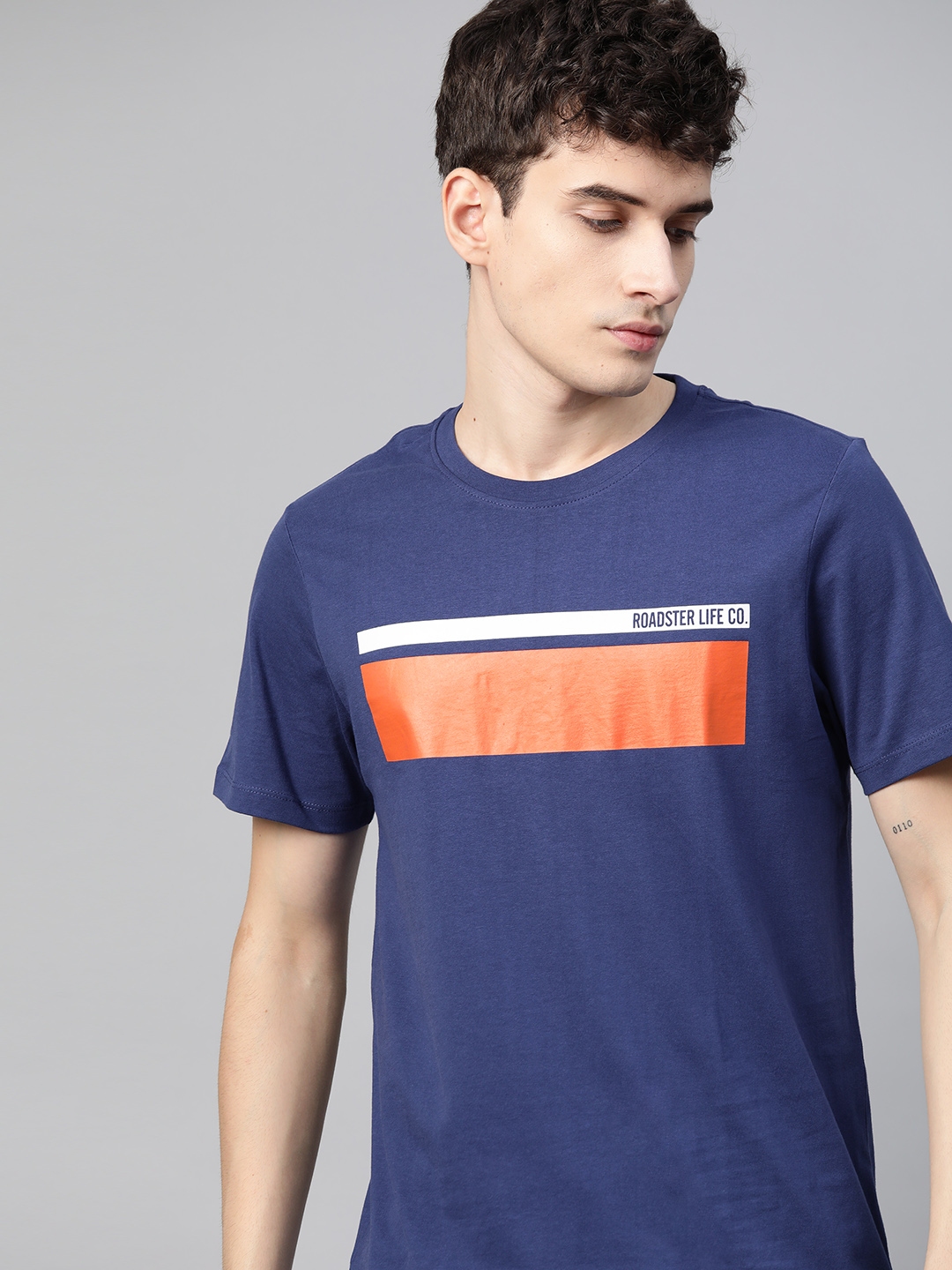 Buy Roadster Men Blue & Orange Pure Cotton Colourblocked T Shirt ...