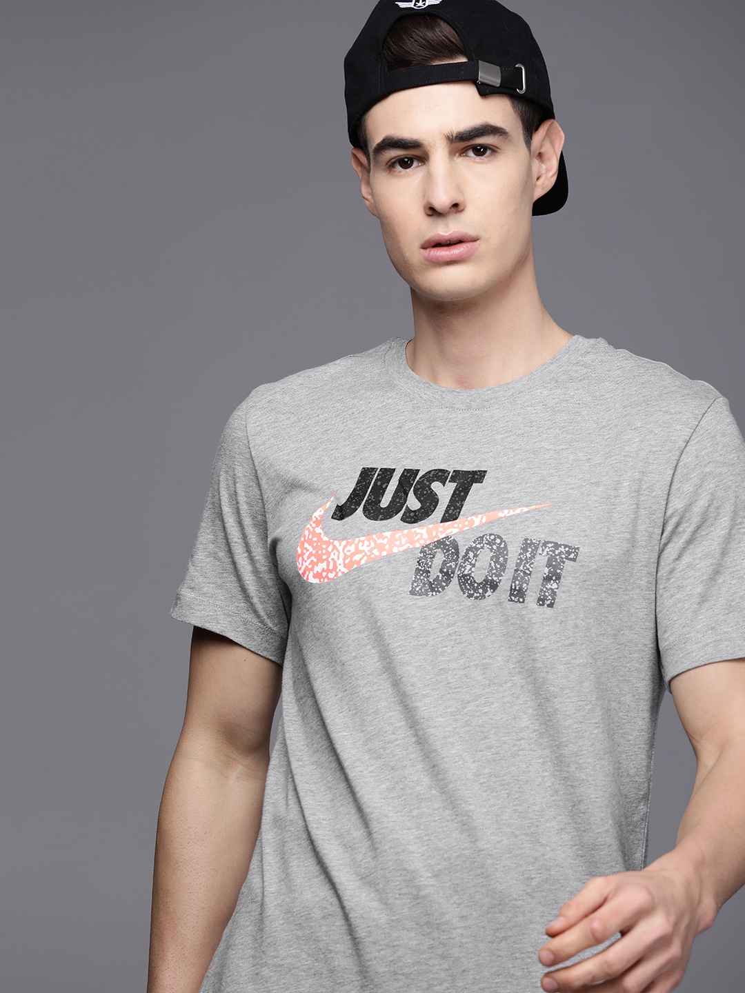 grey nike t shirt