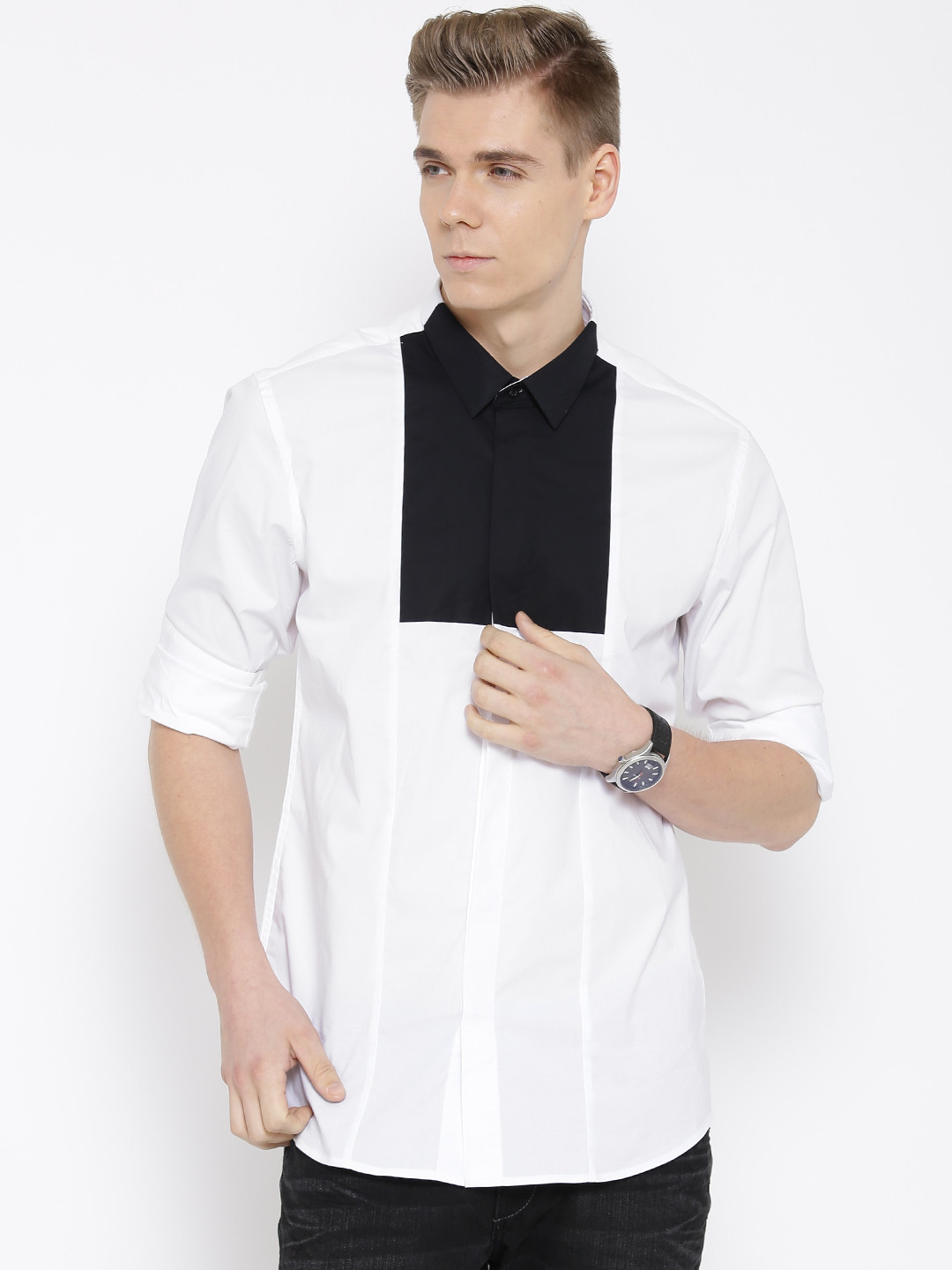 Buy Blackberrys White & Black Colourblocked Trim Fit Casual Shirt - Shirts for Men 1388746 | Myntra