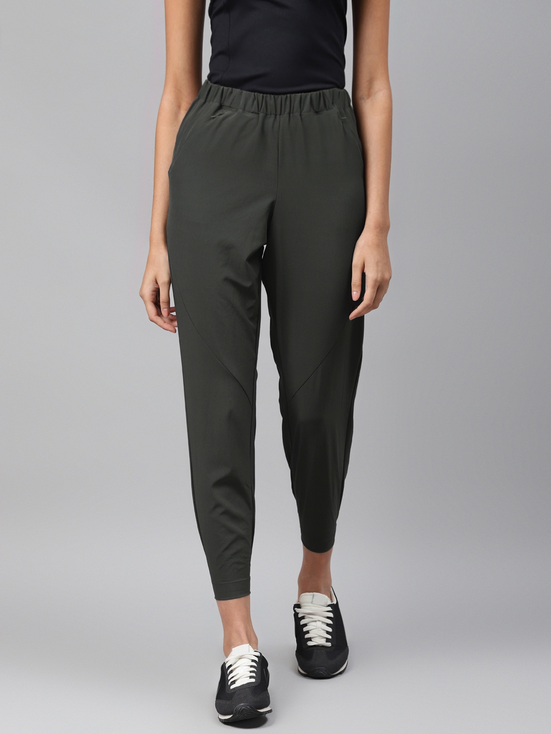 m and s cropped joggers