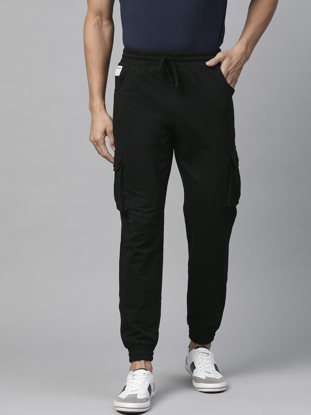 Buy Hubberholme Men Black Slim Fit Solid Cargo Joggers Track Pants
