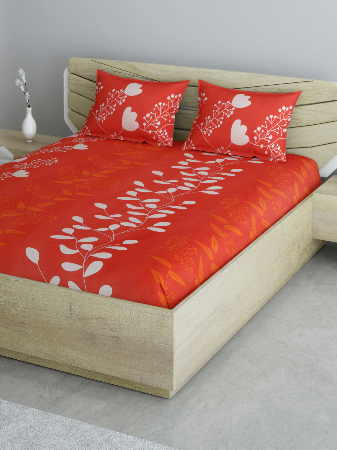 Buy Aura Rust Red & White Floral 144 TC 120 GSM Queen Bedsheet With 2