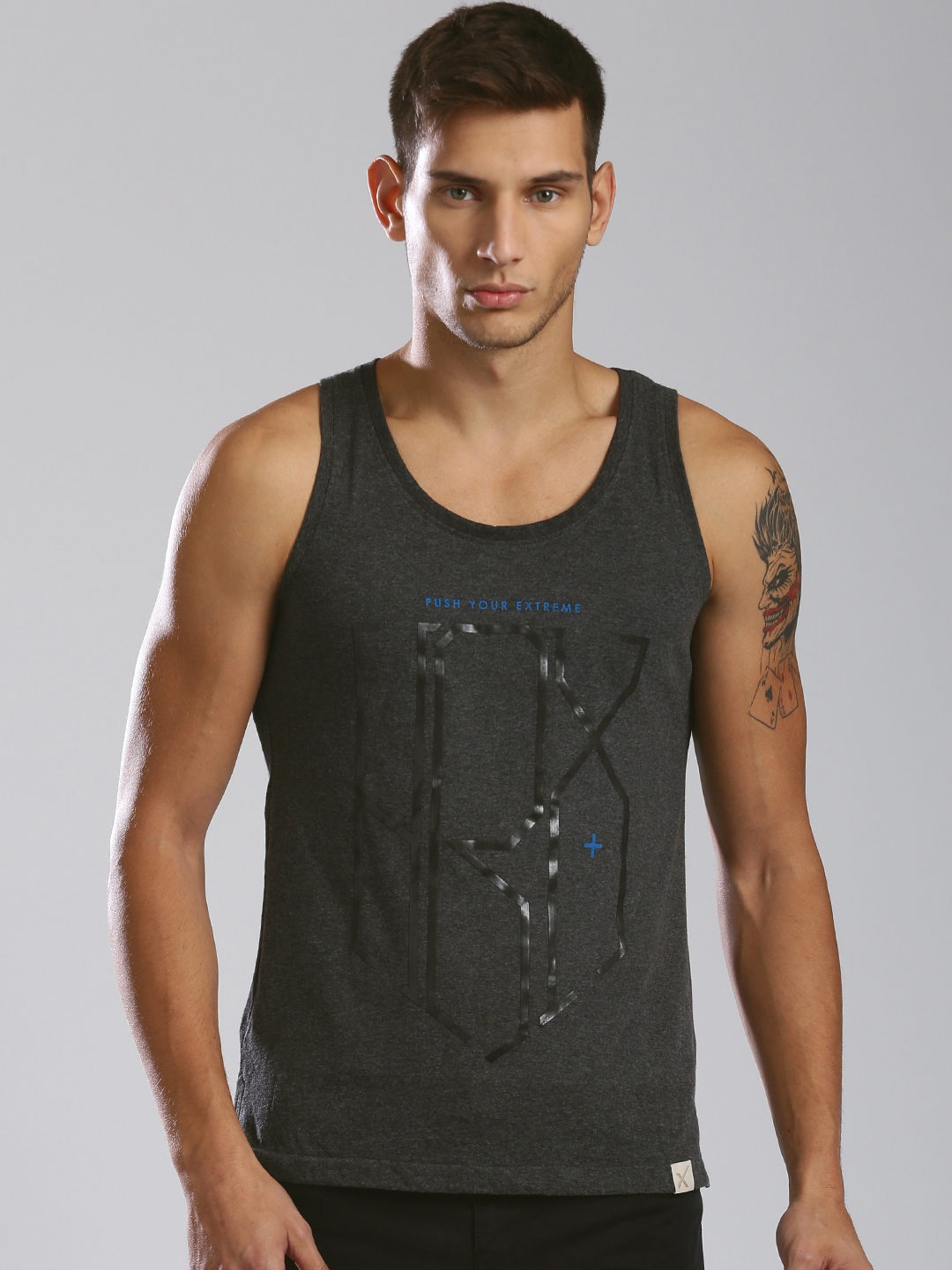 hrithik t shirt in war