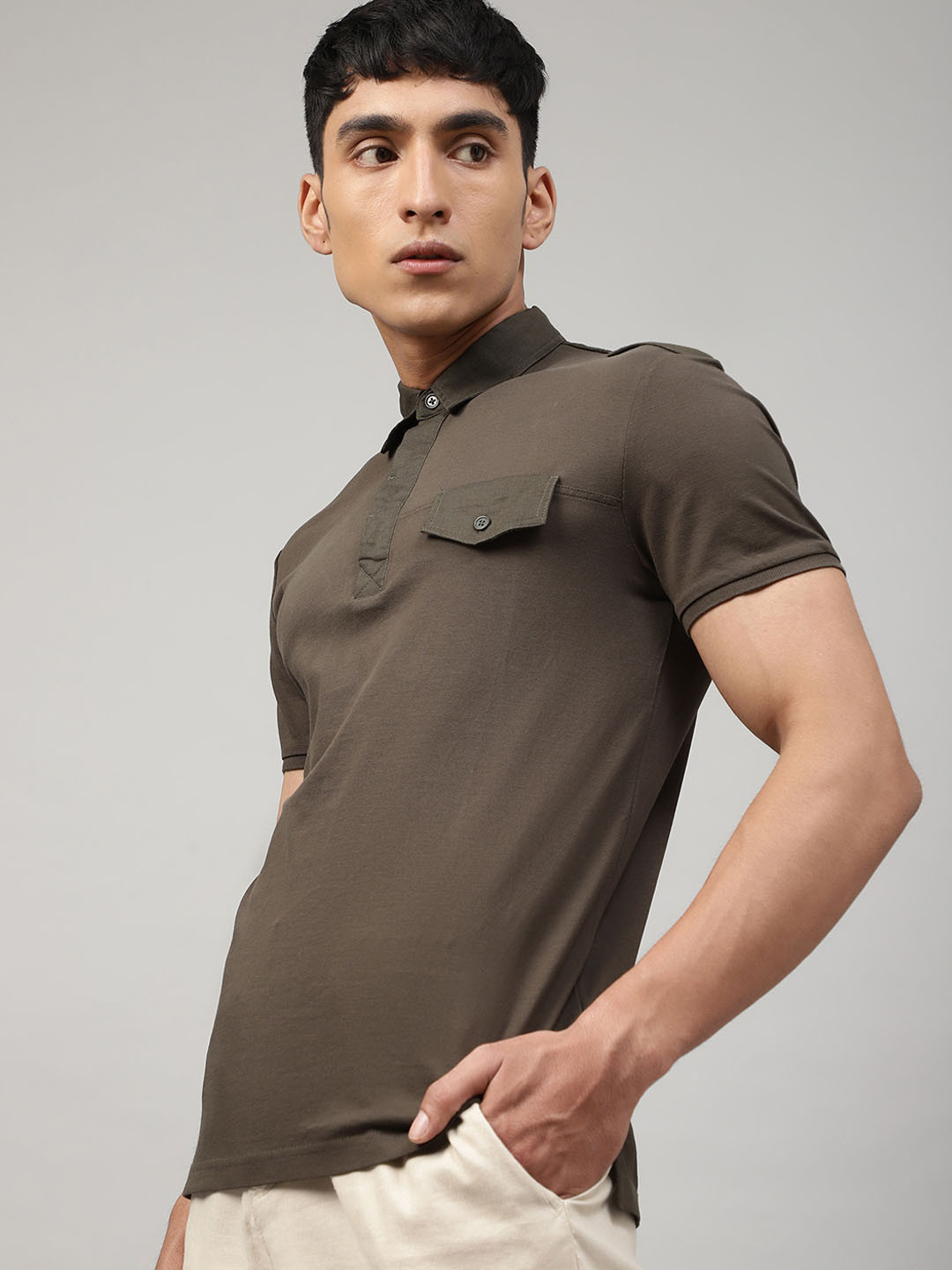 Men's Olive Solid Polo Collar T-Shirt