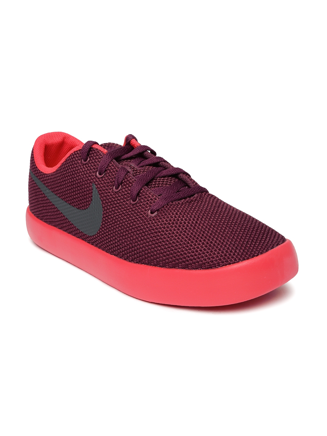 nike maroon shoes