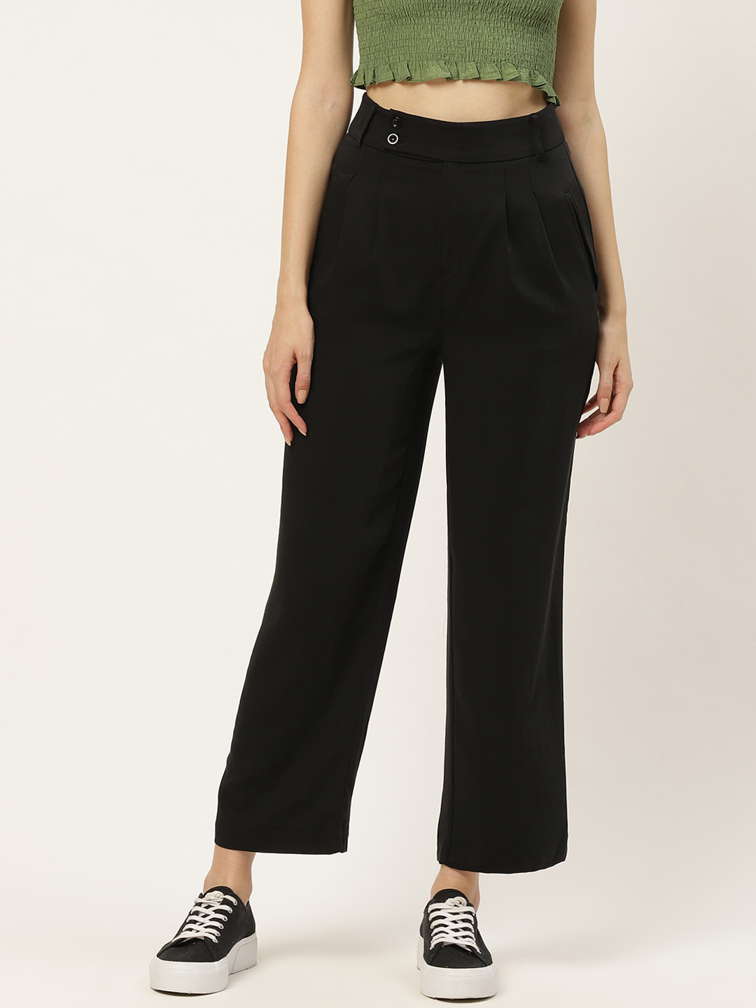 black parallel trousers