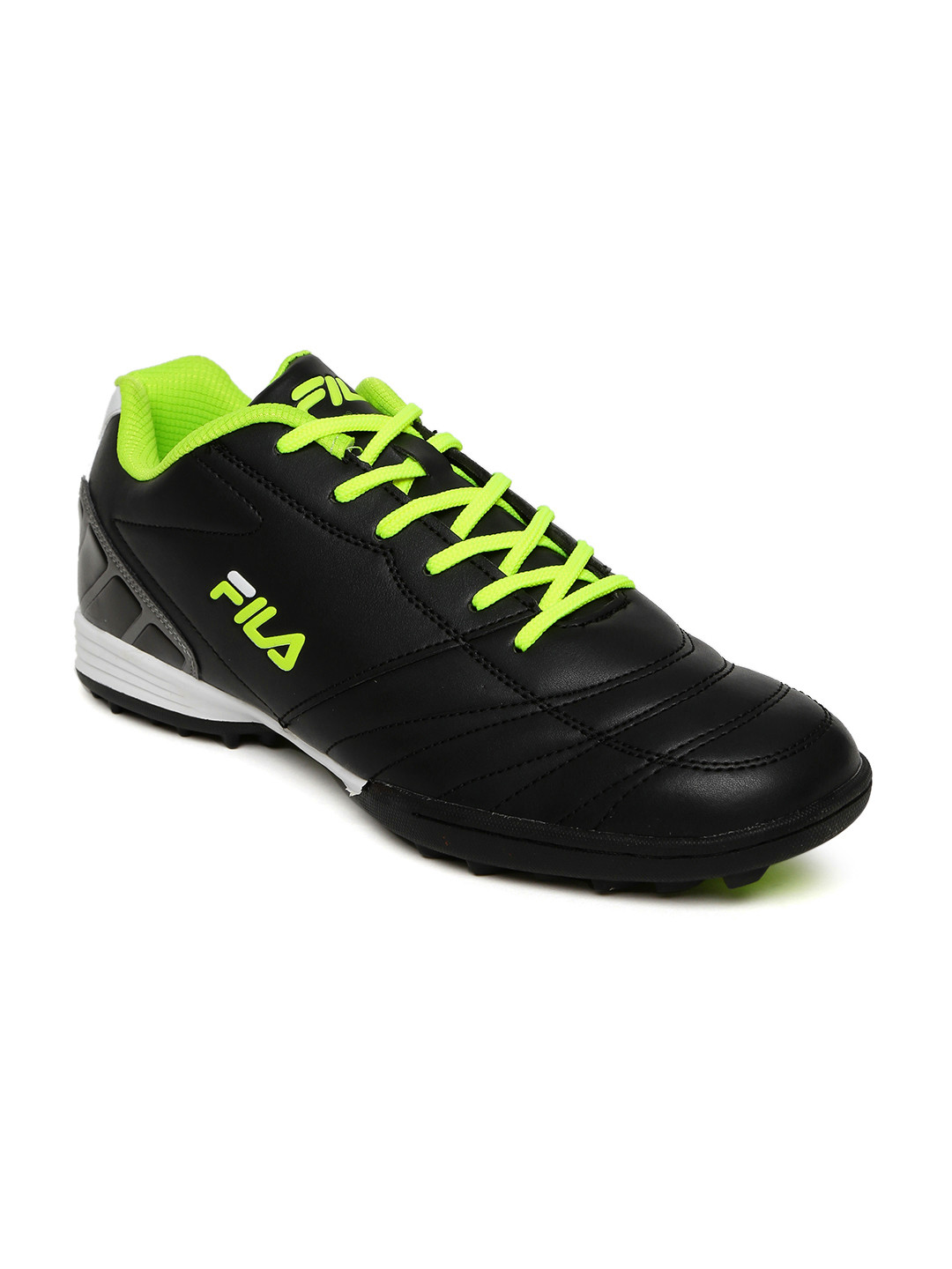 fila football shoes