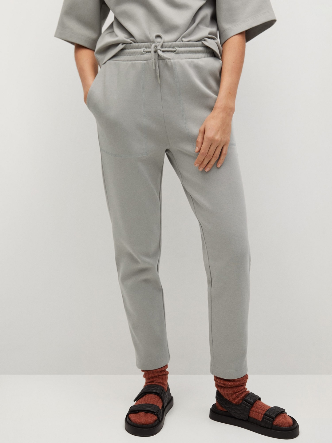 sustainable joggers womens