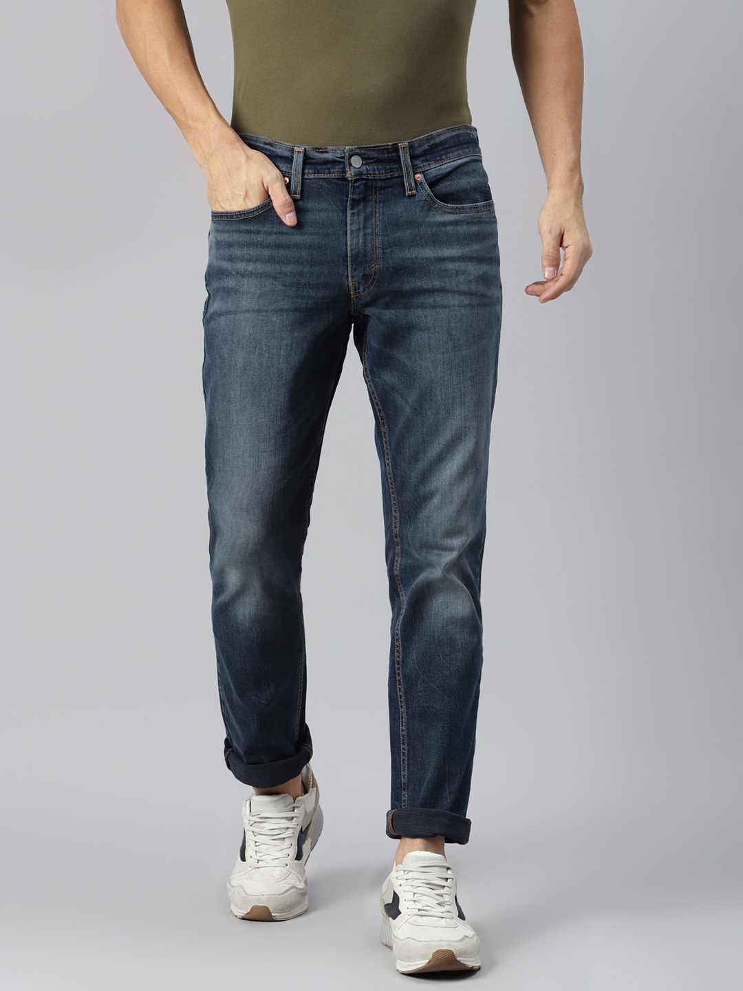 595 levis