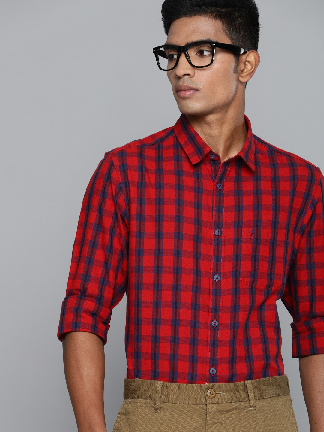 Buy Indian Terrain Men Red & Navy Blue Chiseled Slim Fit Checked Pure