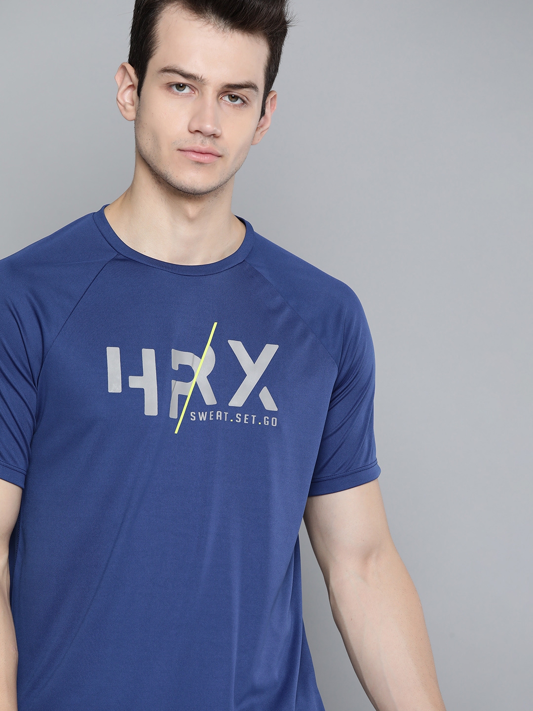 hrithik in tshirt