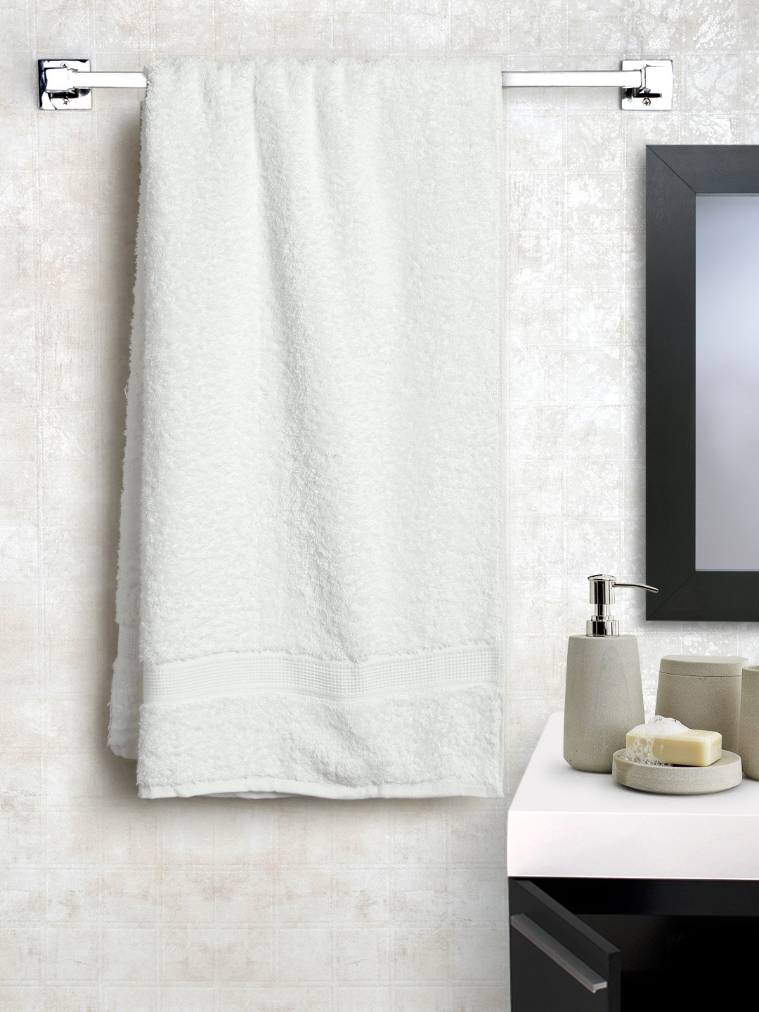 Buy BOMBAY DYEING White Cotton 550 GSM Bath Towel Bath Towels for