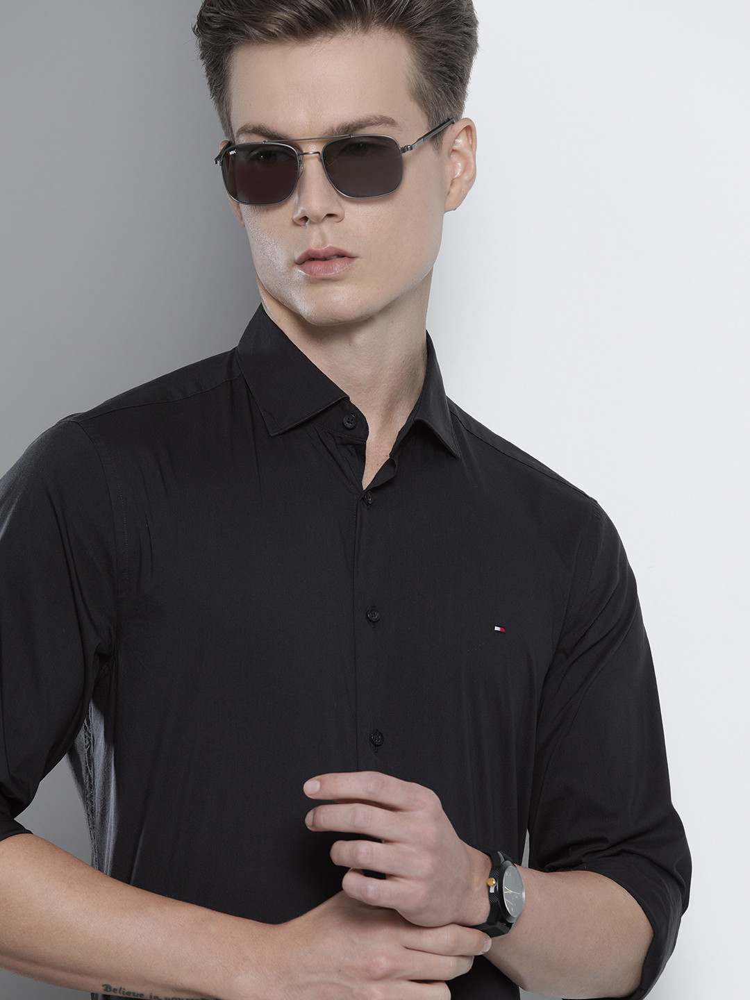 Tommy Hilfiger Black Cotton Men T-Shirt