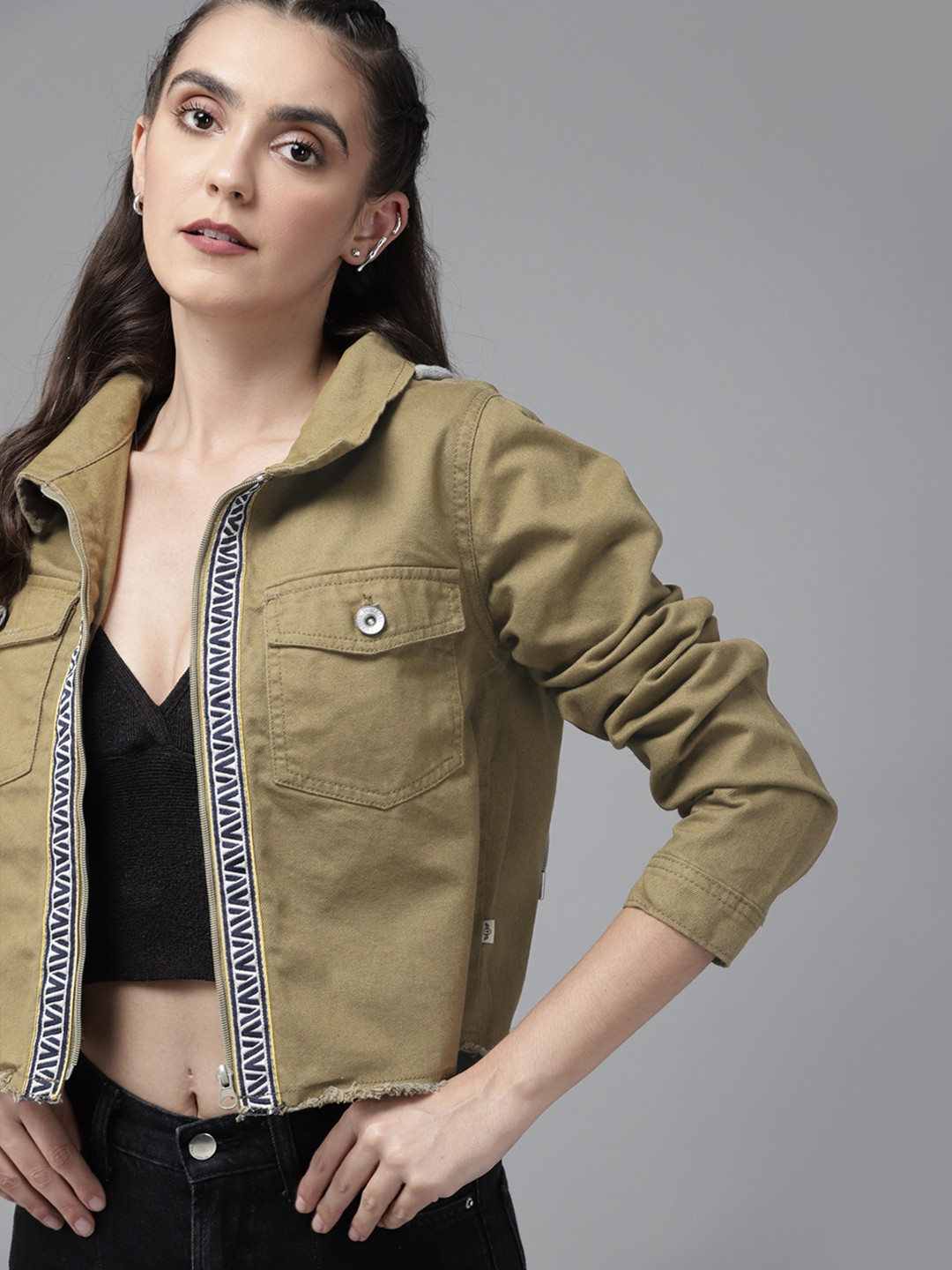 Buy Roadster Women Olive Green Pure Cotton Denim Jacket With Detachable
