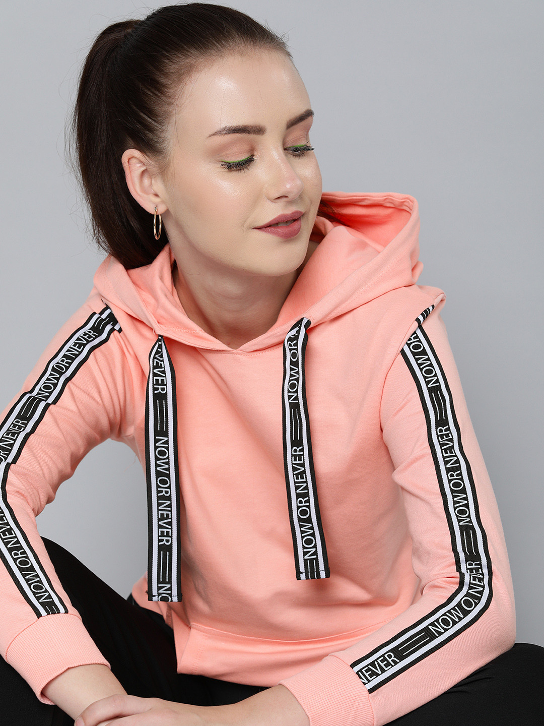 Women's Pink Applique Detailed Hooded Pullover Sweatshirt