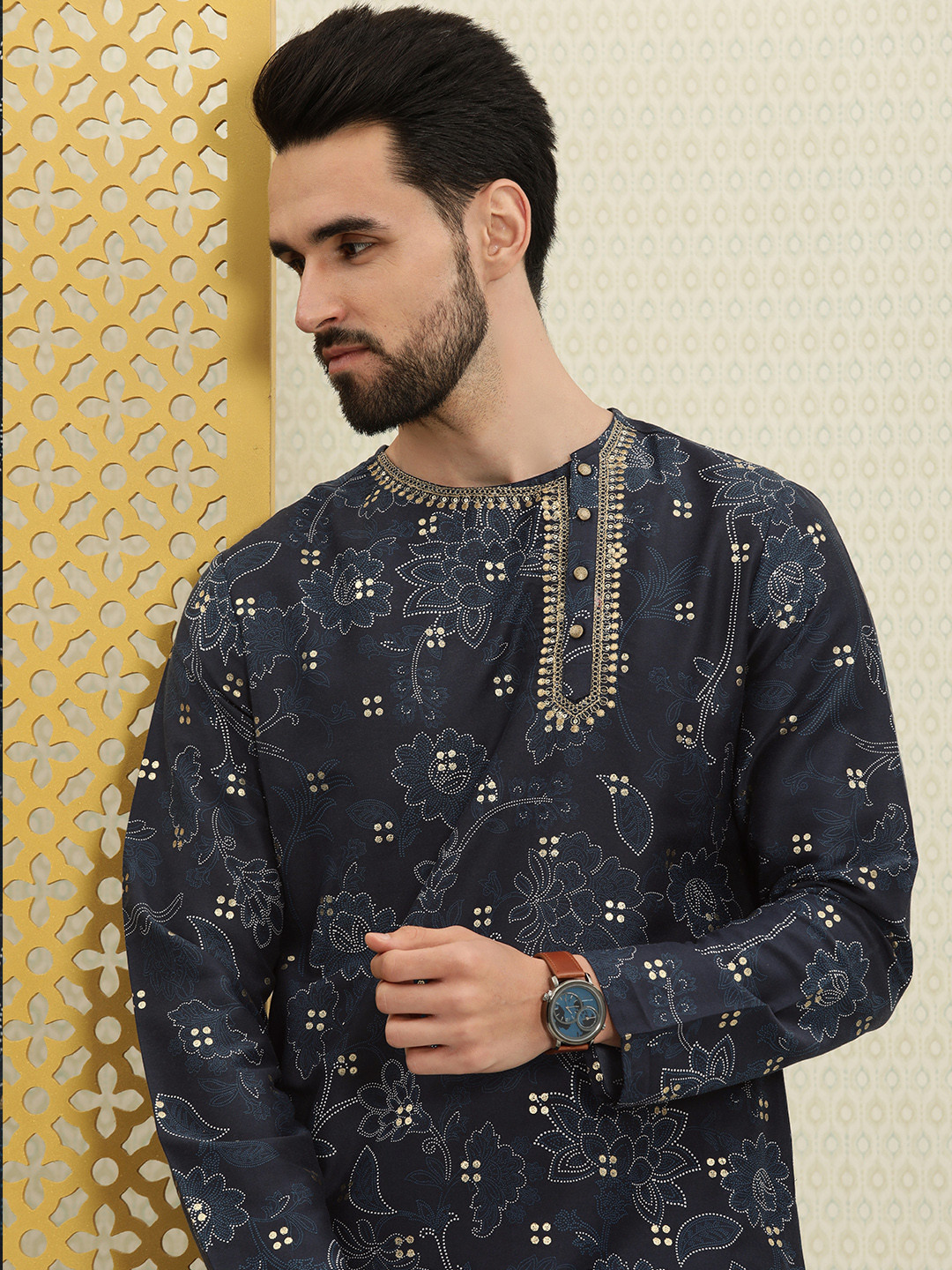 Buy House Of Pataudi Men Navy Blue & White Floral Printed Jashn Kurta