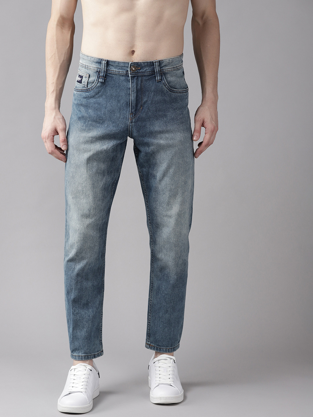 Buy Roadster Men Blue Carrot Fit Light Fade Stretchable Jeans Jeans