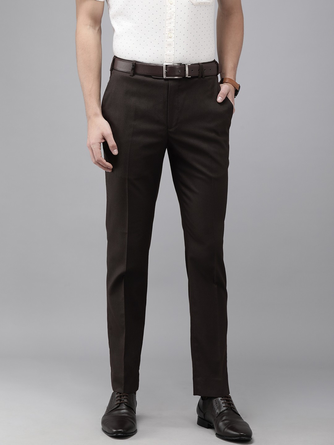 Buy Park Avenue Men Black Smart Fit Formal Trousers - Trousers for Men ...