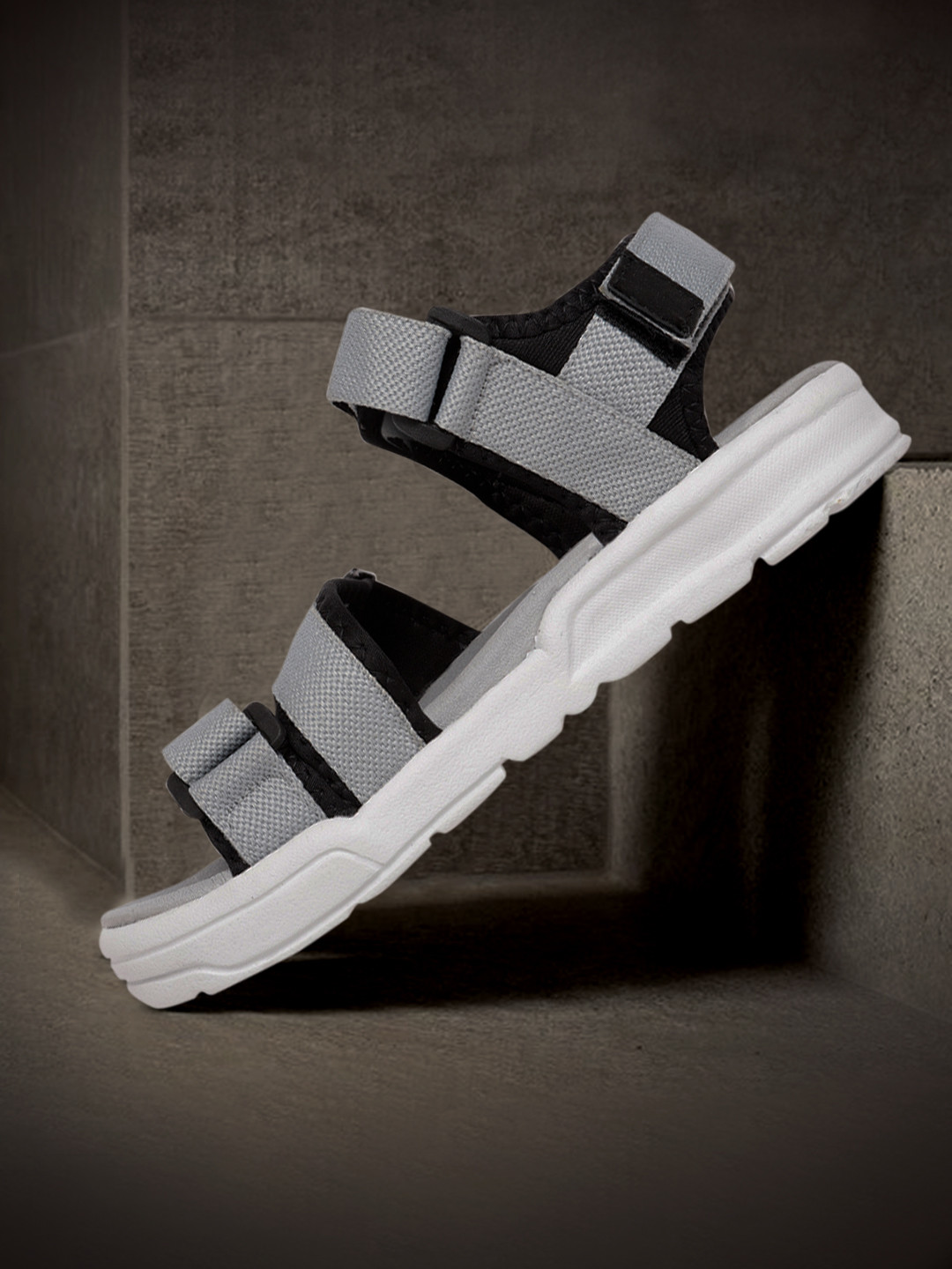 windsor smith white sandals