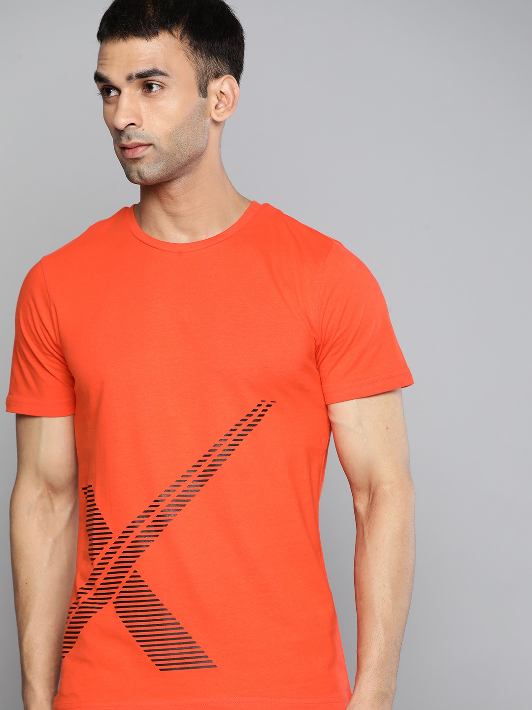 hrithik in tshirt