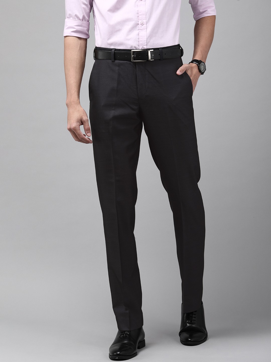 Buy Park Avenue Men Black Smart Fit Formal Trousers - Trousers for Men ...